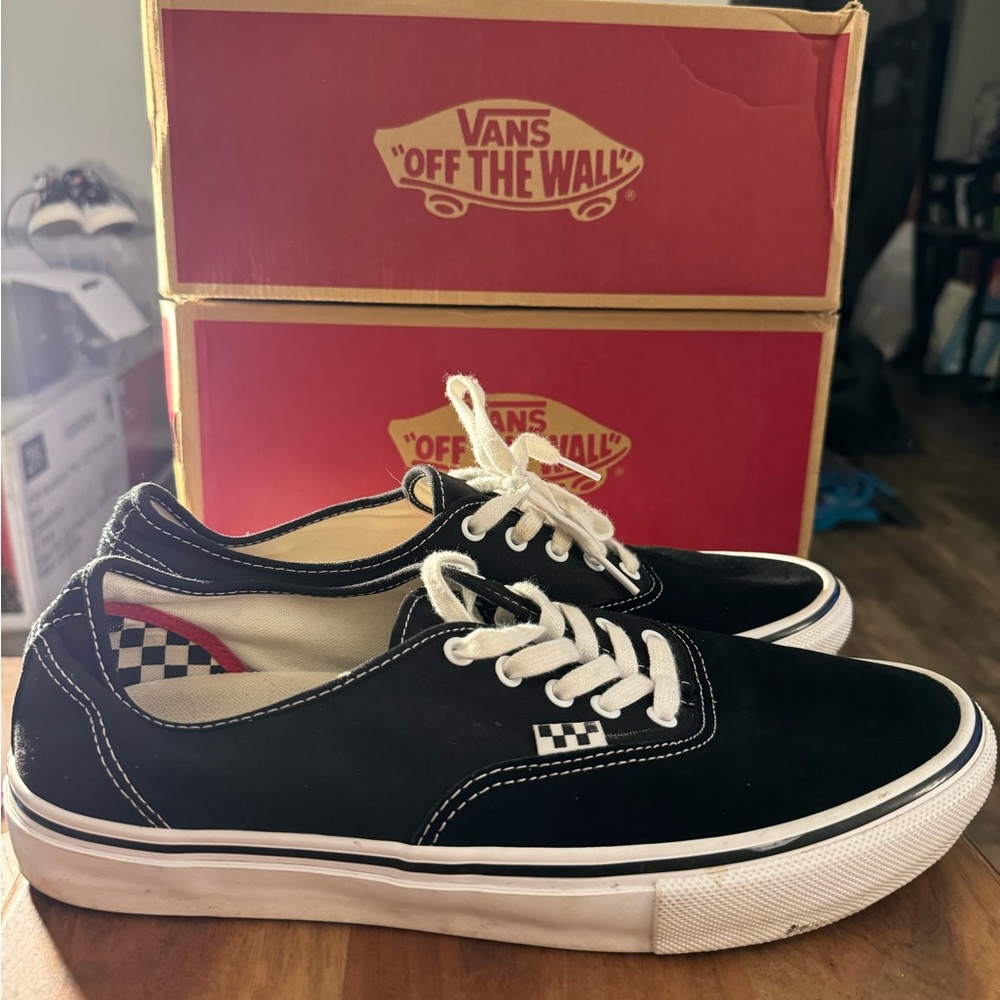 Size 13 vans era pro model og black like new